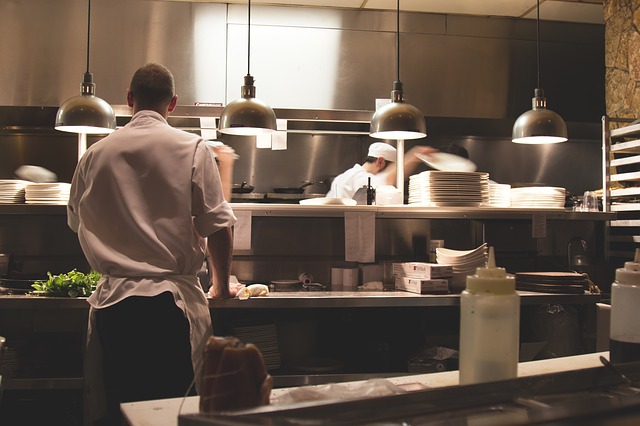 Neues Gerichtsurteil stärkt Ansprüche der Gastronomen in der Betriebsunterbrechungsversicherung